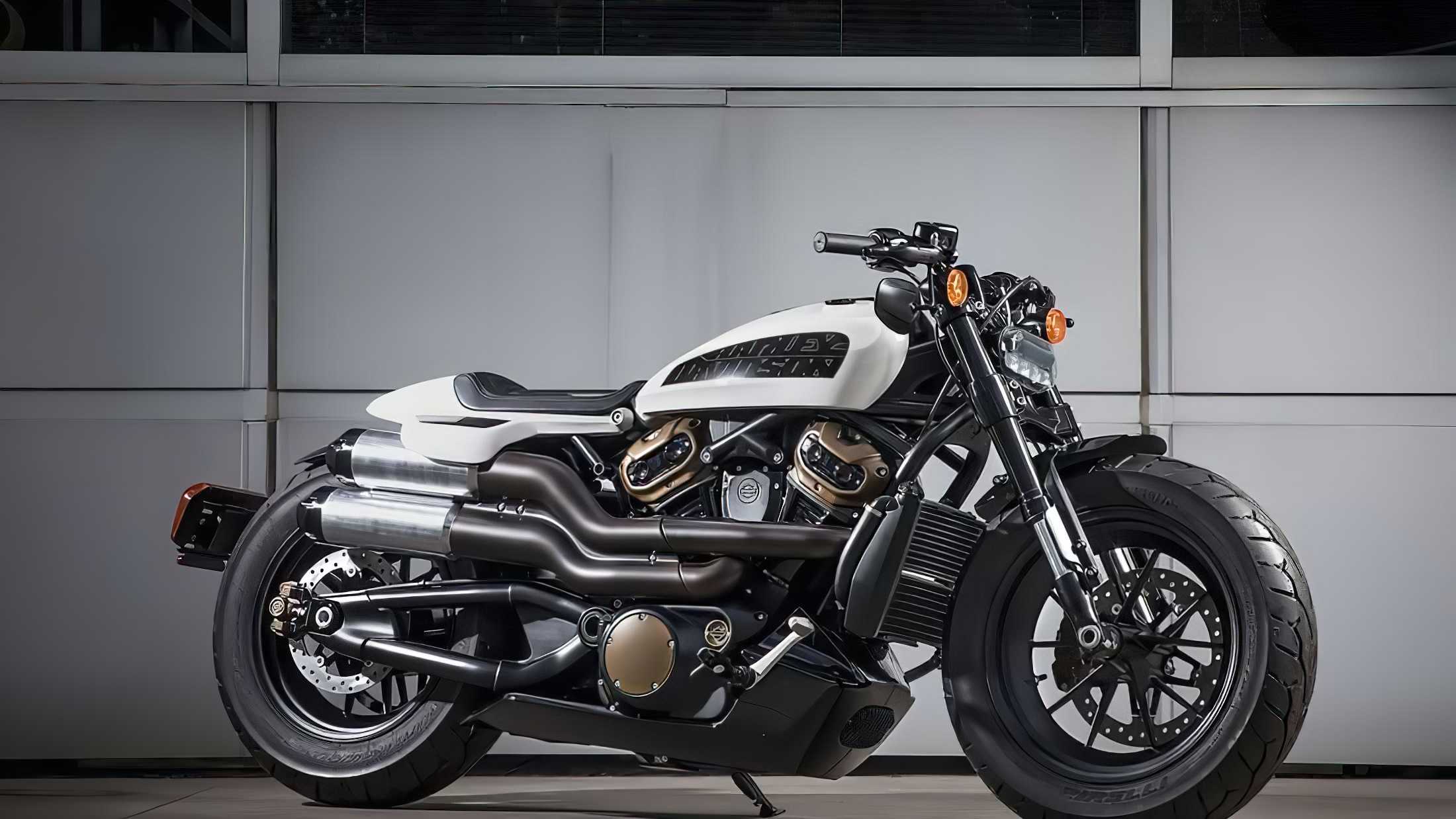 Vorstellung von Harley-Davidson Neumodell angekündigt
- auch in der MOTORRAD NACHRICHTEN APP