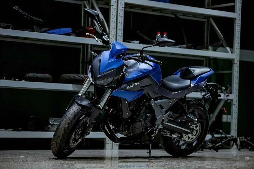 Benelli 700cc sales