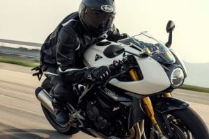 Triumph recalls the Speed Triple 1200 RR/RS models: Cooling fan problem can lead to overheating and injuries