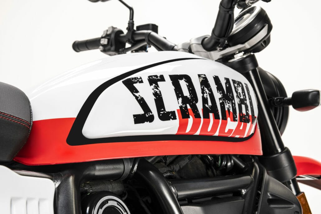 Ducati Scrambler Urban Motard 16