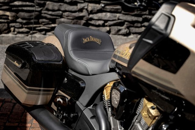 Indian Challenger Limited Jack Daniels Edition 2022 25 Indian Challenger Limited Jack Daniels Edition 2022 23