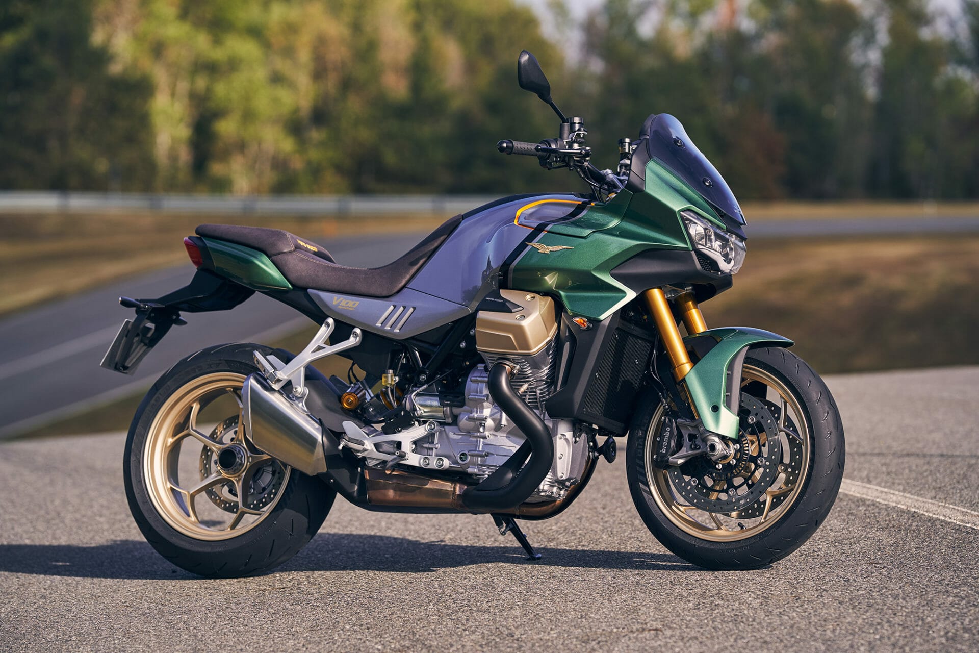 Moto Guzzi V100 Mandello
- also in the MOTORCYCLES.NEWS APP