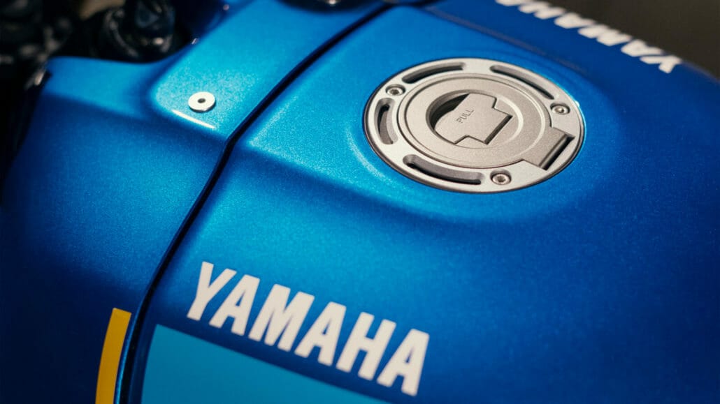 Yamaha XSR900 14