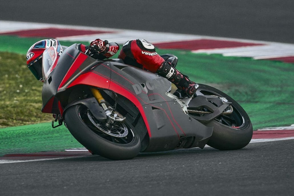 Ducati V21L 6