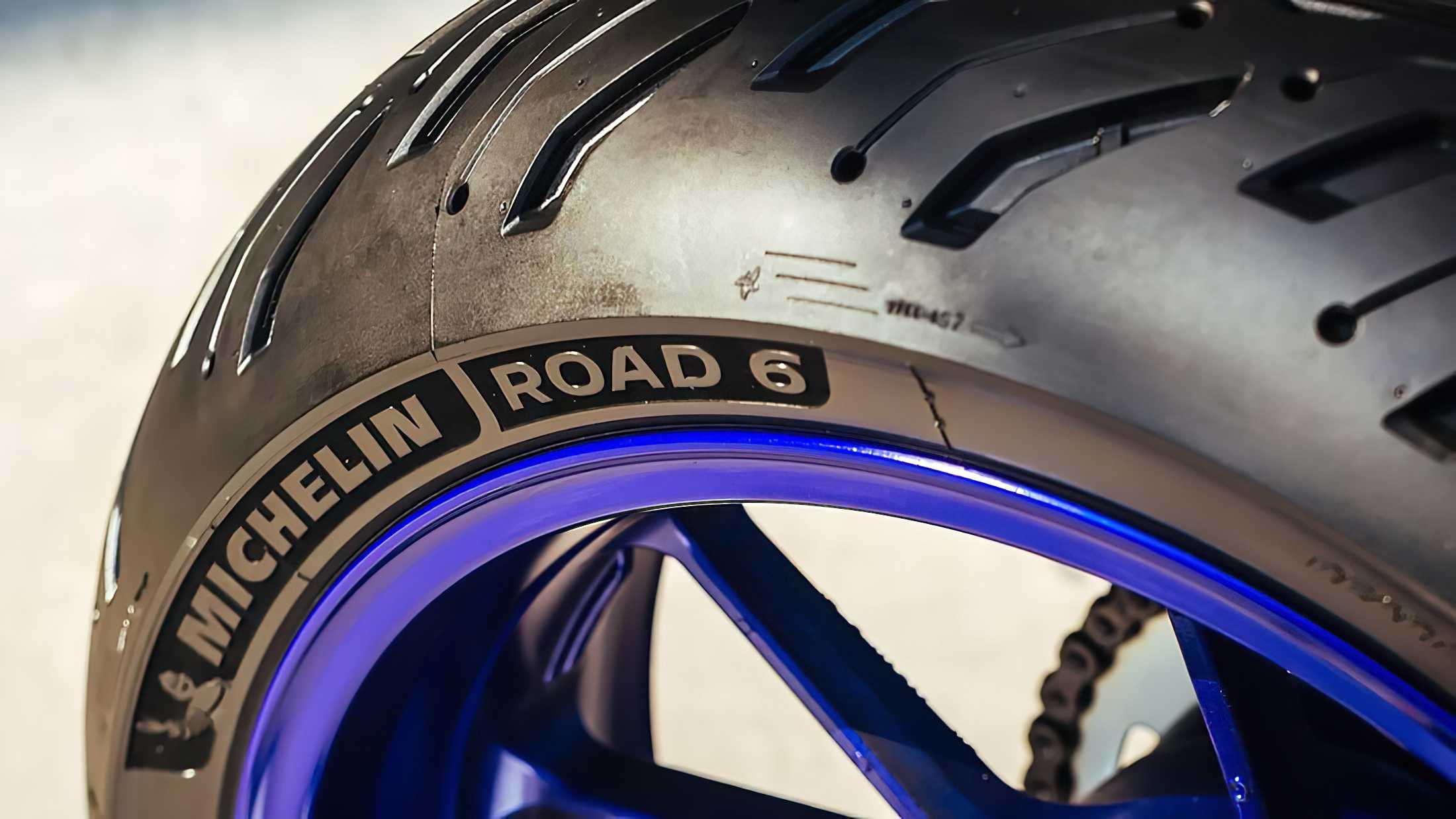 Neu: Michelin Road 6
- auch in der MOTORRAD NACHRICHTEN APP