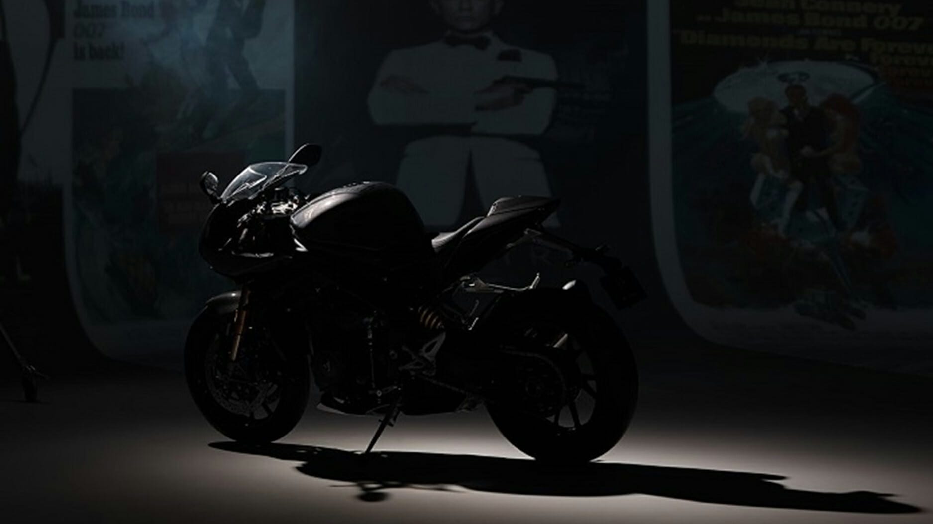 Triumph kündigt neues 007-Sondermodell an - MOTORCYCLES.NEWS