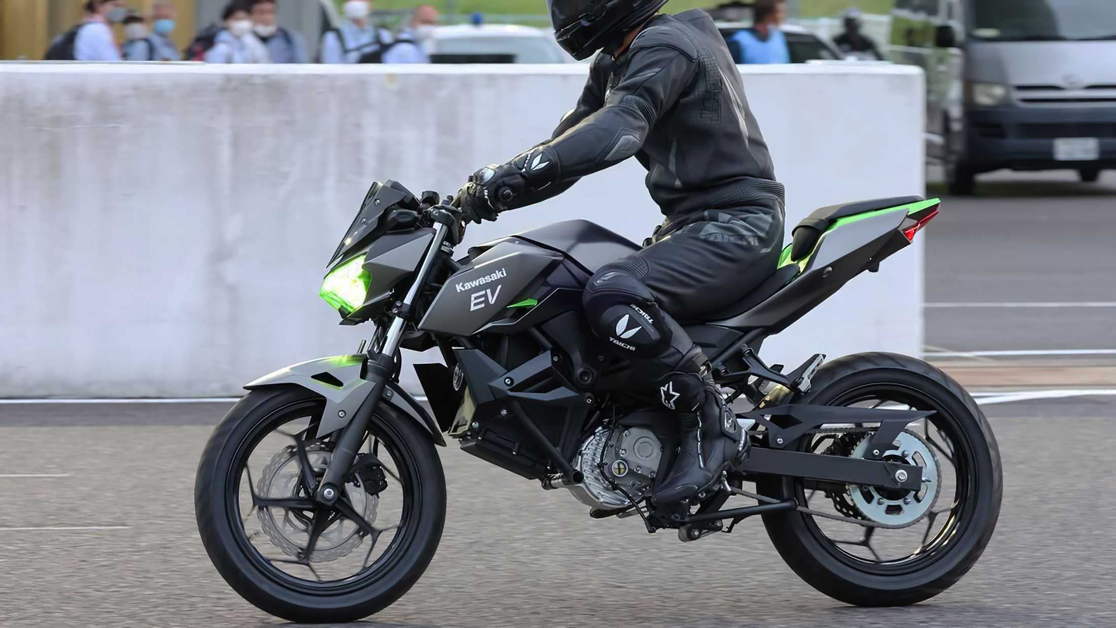 Kawasakis Hybrid-Prototyp EV - MOTORCYCLES.NEWS