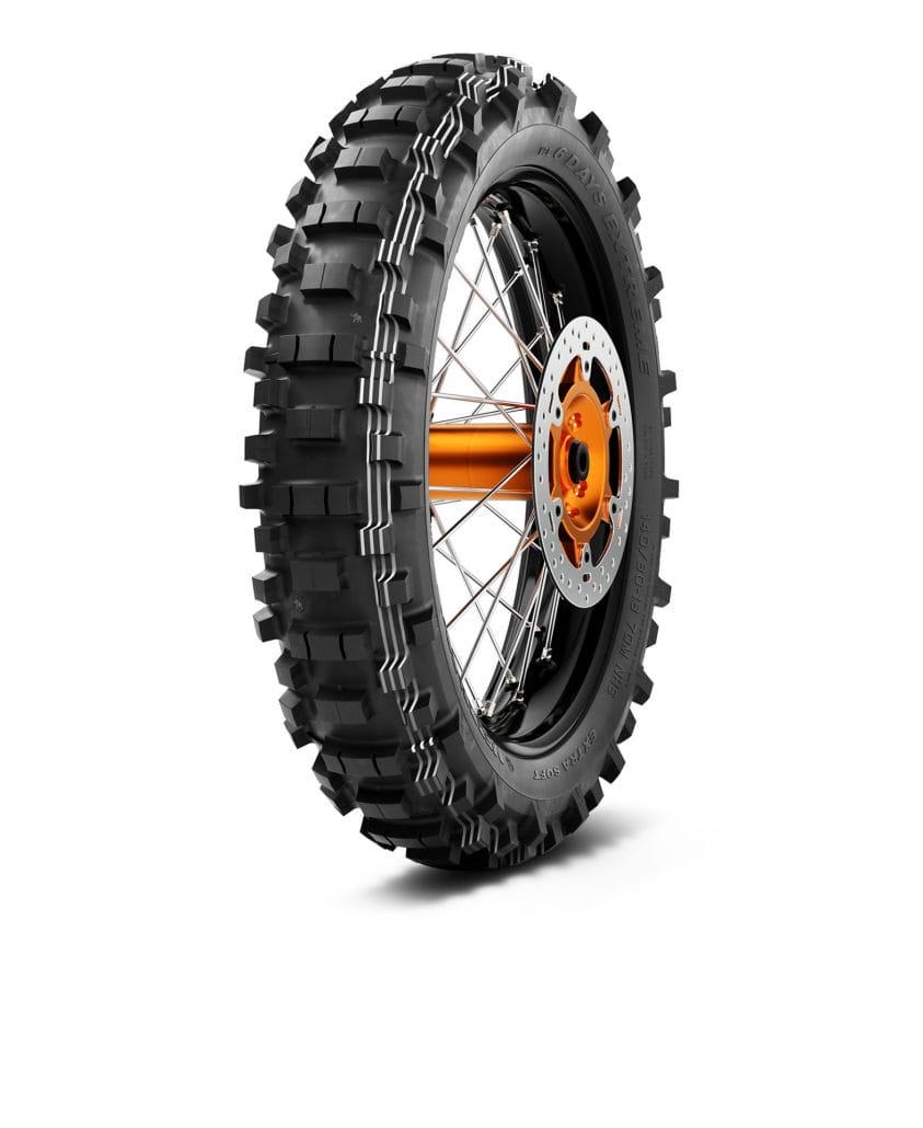 METZELER präsentiert den MCE 6 Days Extreme Extra Soft - der Spezialreifen für Wettbewerbe im Enduro-Rennsport 43 MCE 6 Days Extreme Extra Soft 4