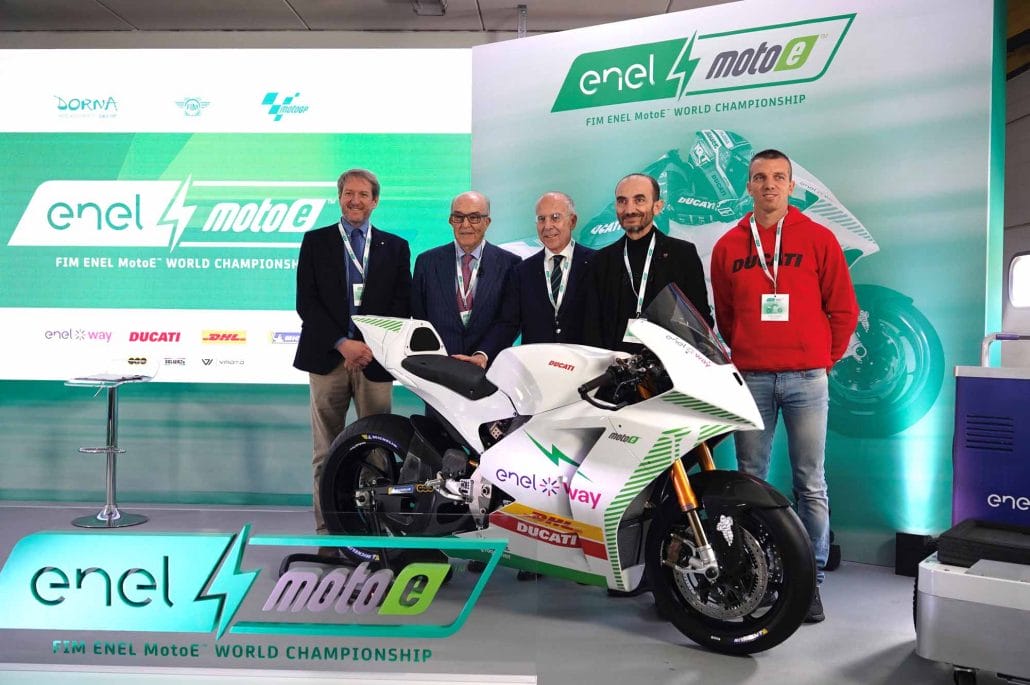 Ducatis elektrische Revolution: MotoE Weltmeisterschaft 2023 offiziell vorgestellt 9 MotoE WorldChampionship Presentation 2023 UC488711 High