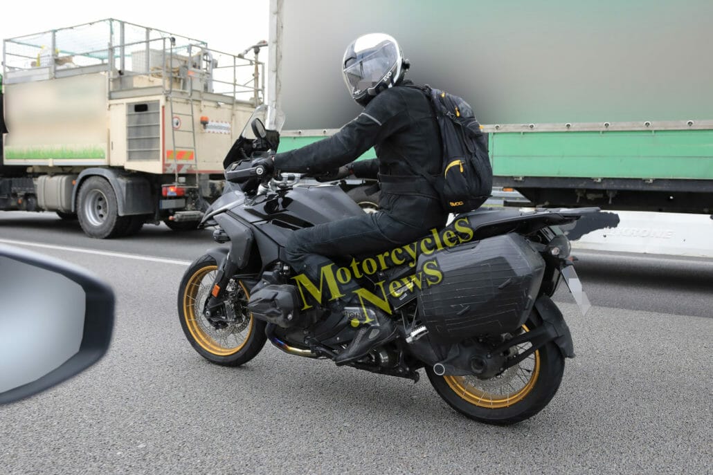 BMW R 1300 GS: Neue Bilder / neue Infos - zum meisterwarteten Motorrad des Jahres 11 BMW R 1300 GS 18