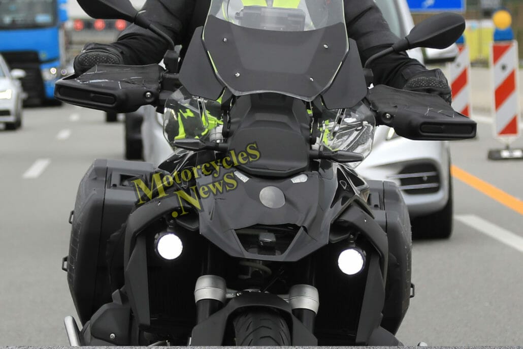 BMW R 1300 GS: Neue Bilder / neue Infos - zum meisterwarteten Motorrad des Jahres 15 BMW R 1300 GS Quelle SB Medien18