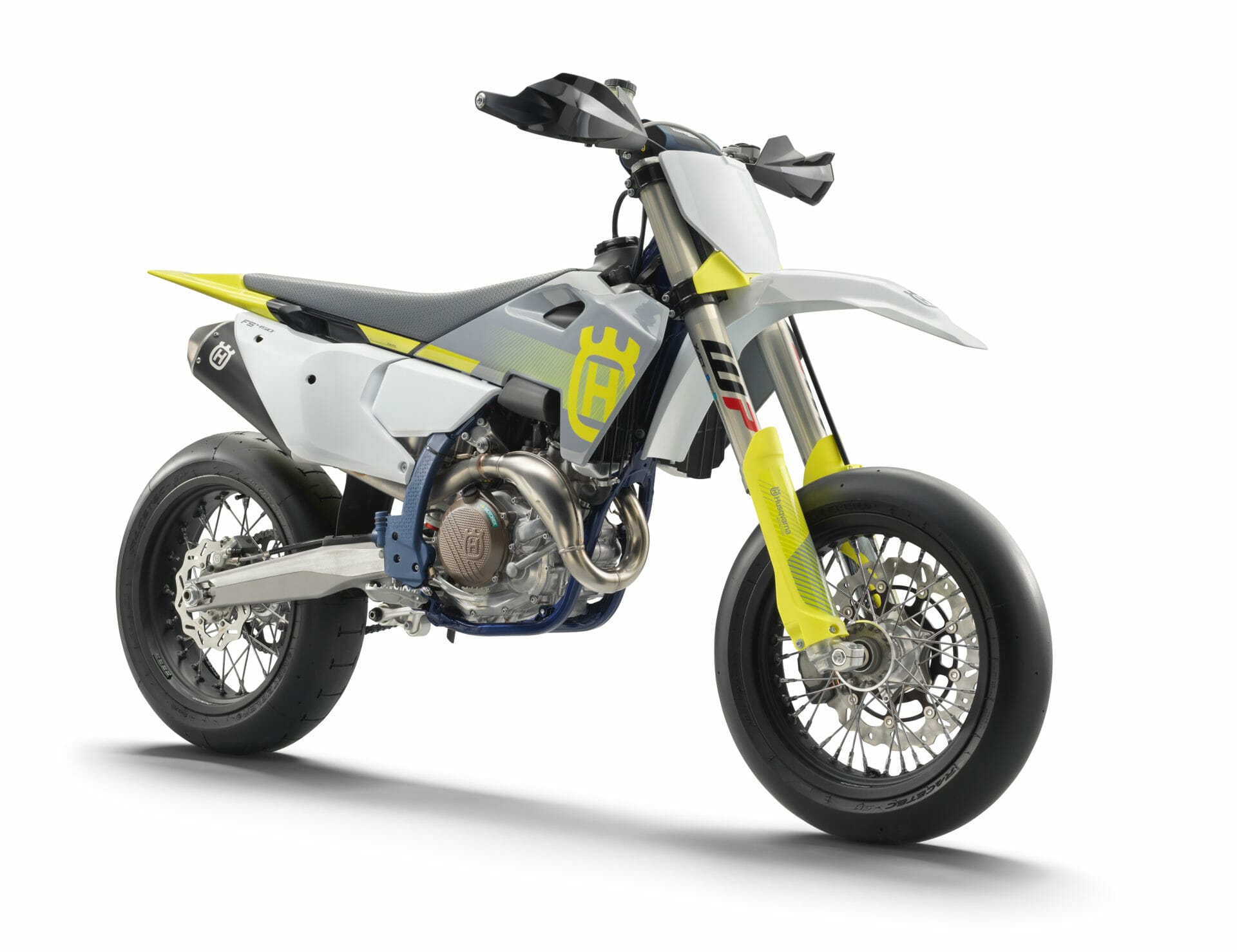 Husqvarna Motorcycles unveils exciting new 2024 FS 450 design.