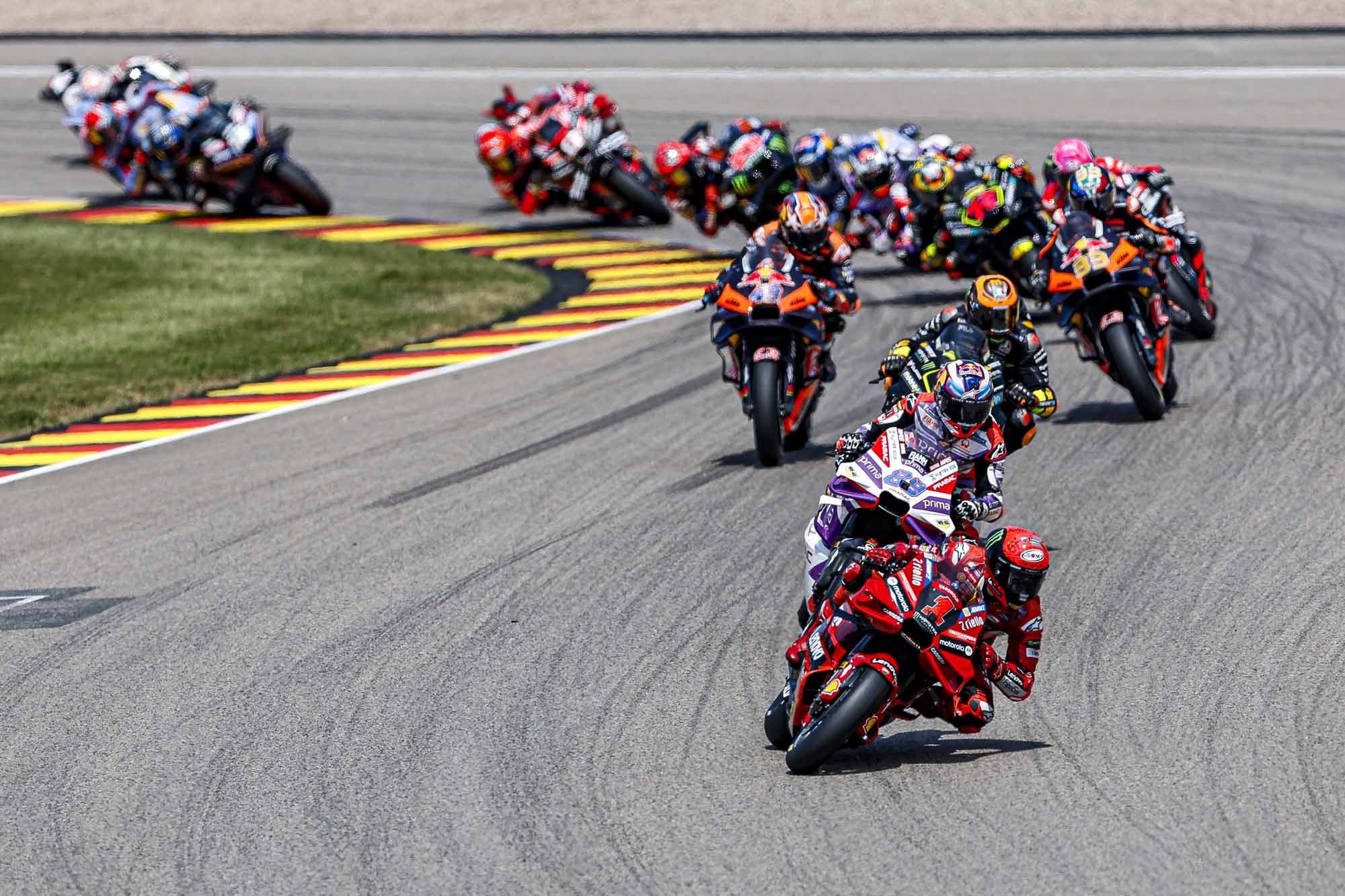 Ducati dominiert MotoGP am Sachsenring 2023