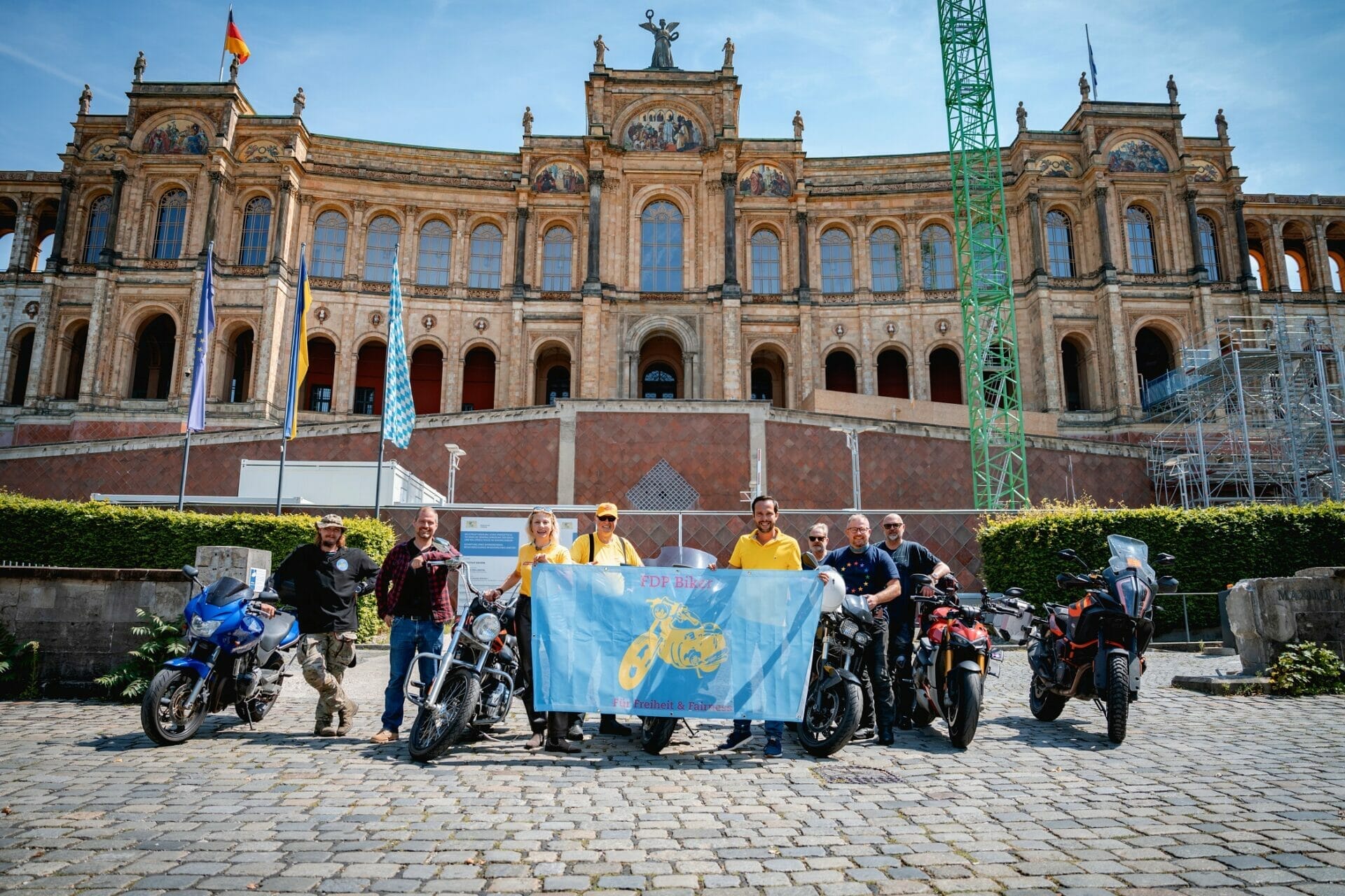 FDP Biker: Ein starkes Netzwerk für Motorradfahrer in der Politik – auf Wahlkampftour