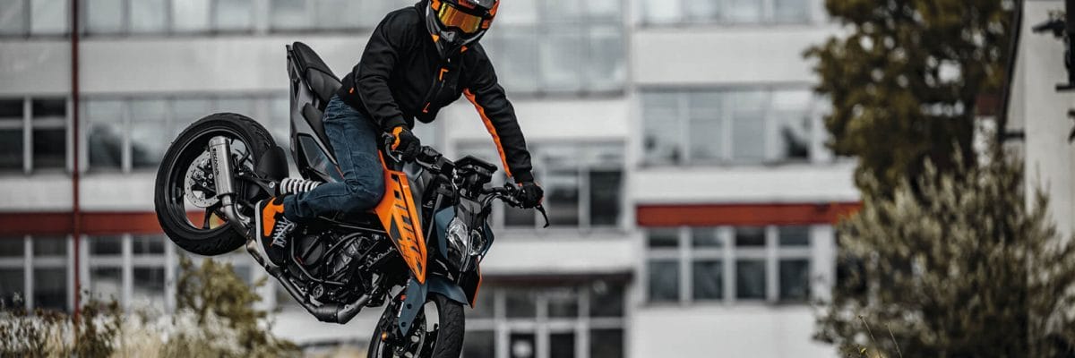 The 2024 KTM 125 DUKE: An entry-level model with racing genes