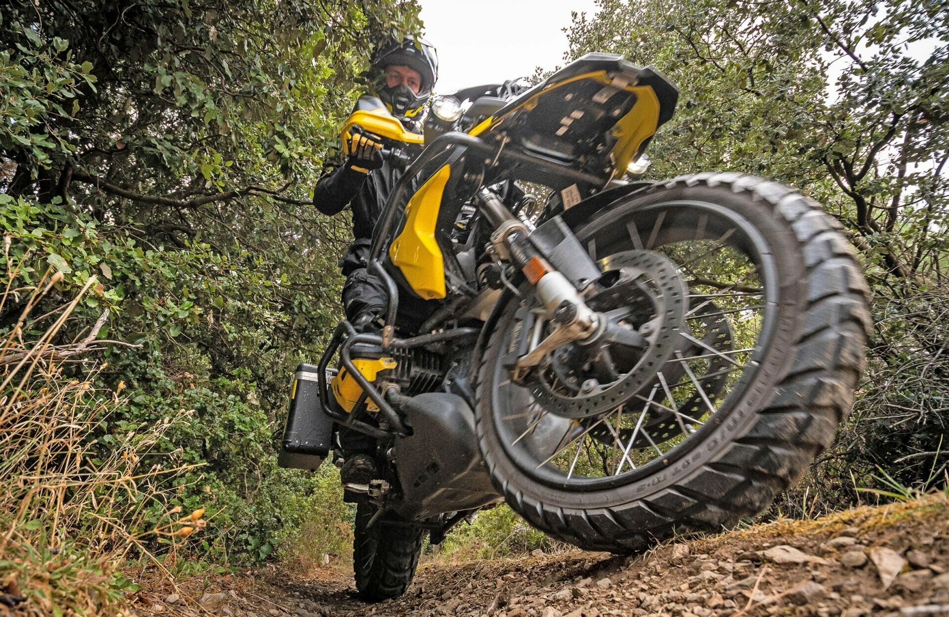 Long-standing partnership in the fast lane: the synergy of Touratech and Metzeler.