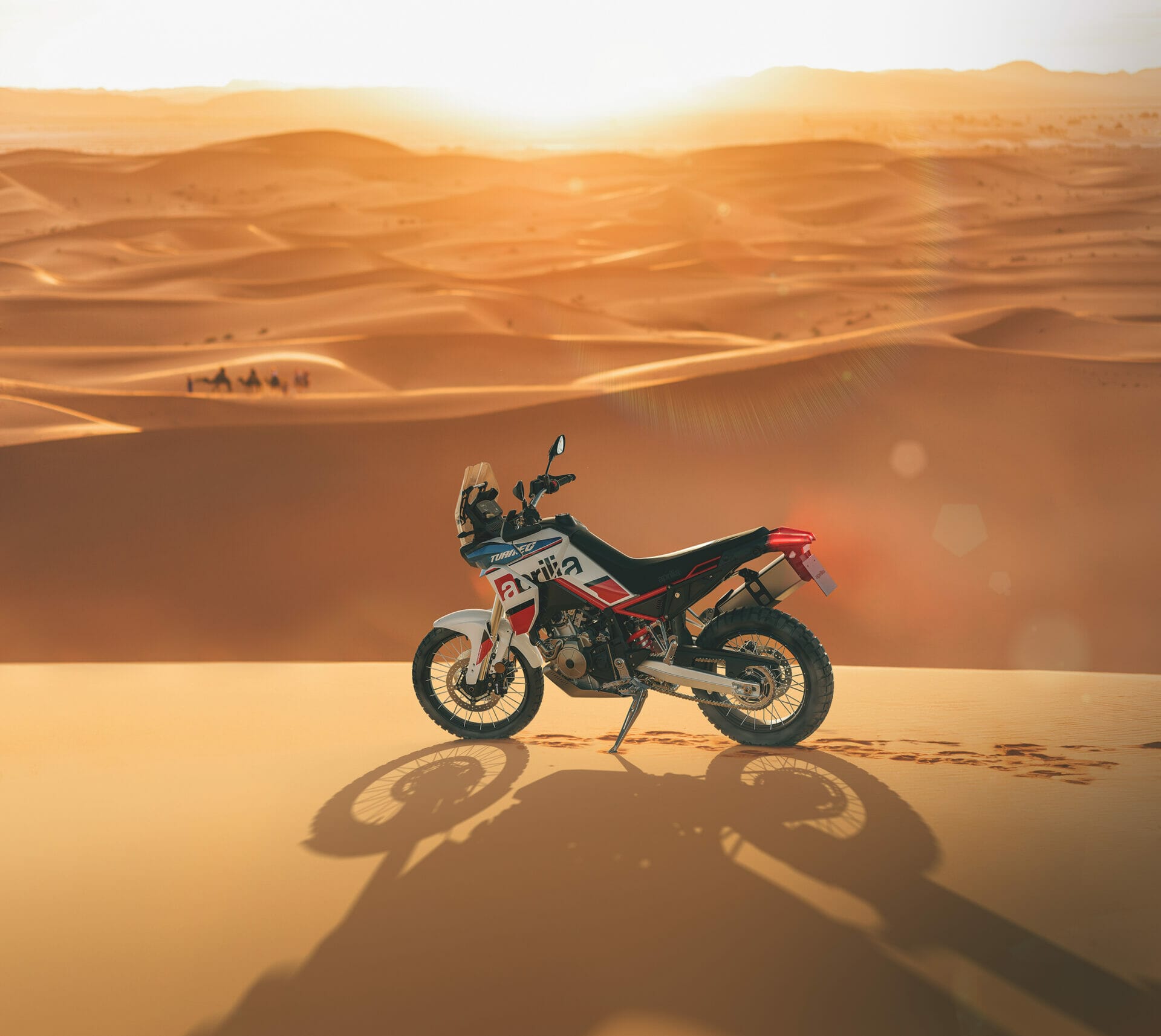 Die Aprilia Tuareg 2024: Abenteuer auf zwei Rädern in neuen Farbvarianten