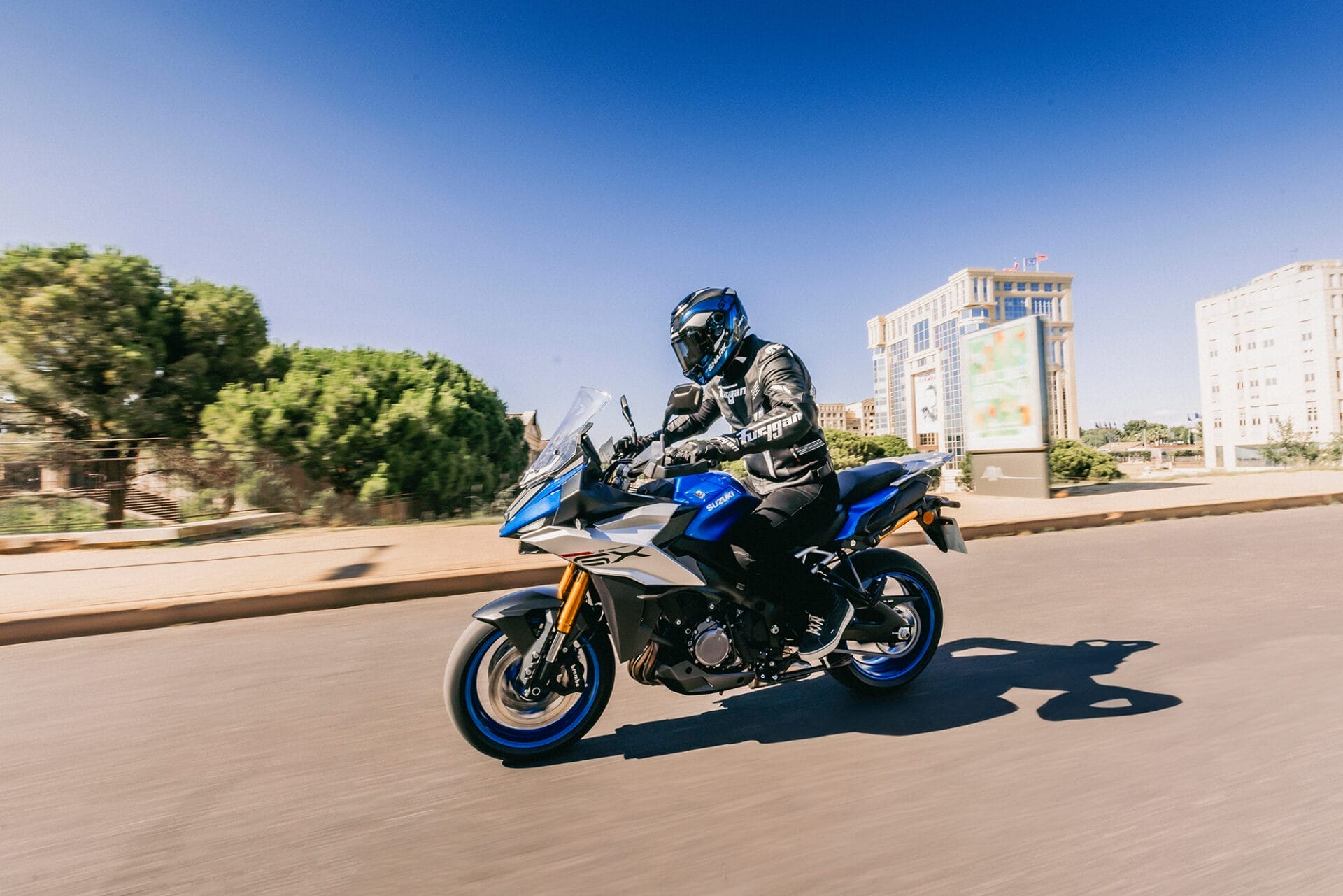 Suzuki GSX-S1000GX - Modern technology meets riding pleasure