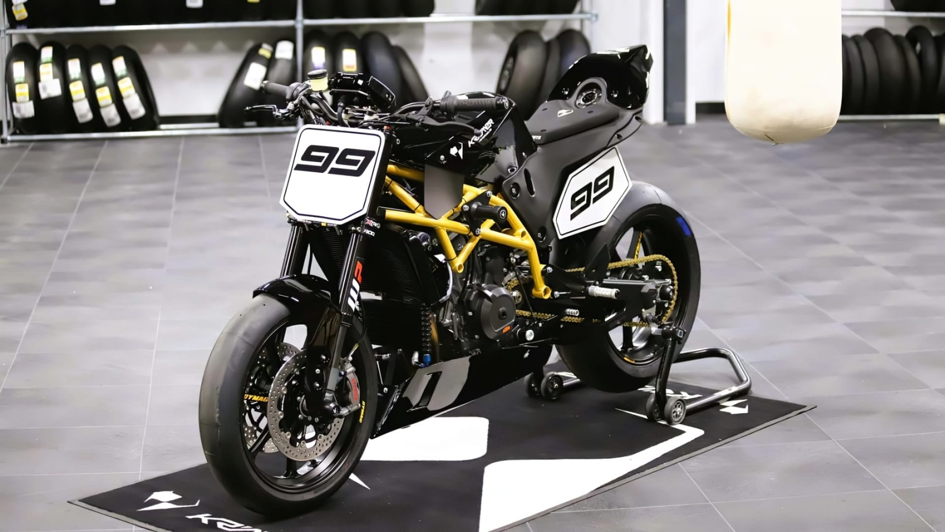 Das Super Hooligan Concept von Krämer Motorcycles: Ein Naked Bike, das die Grenzen sprengt