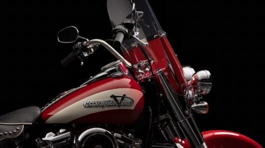 Harley Davidson Hydra Glide Revival 12