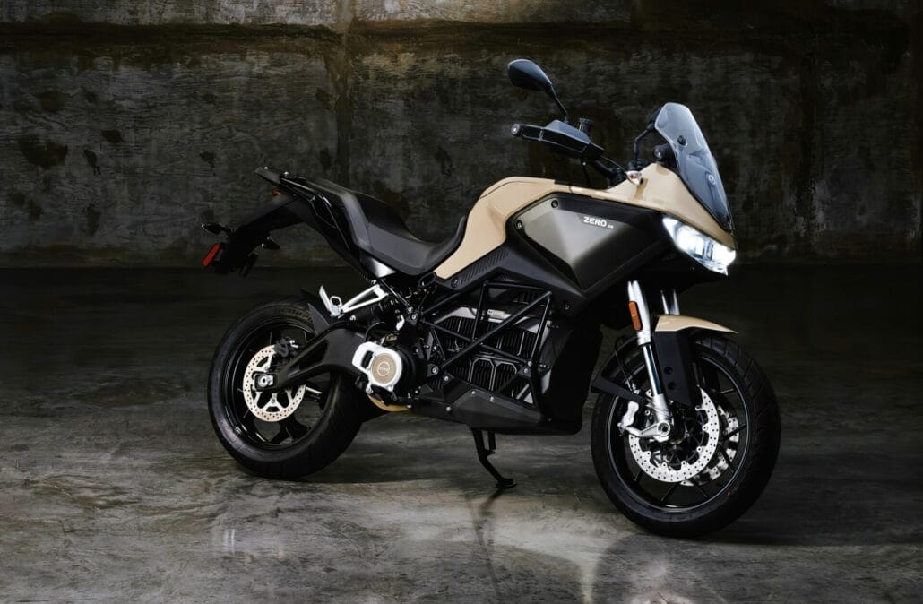Zero Motorcycles DS 2024 1