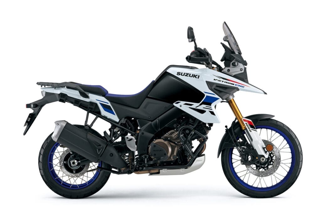 A new look for adventure: The Suzuki V-Strom 1050DE model year 2025 2 Suzuki Deutschland Motorrad V Strom 1050DE 1