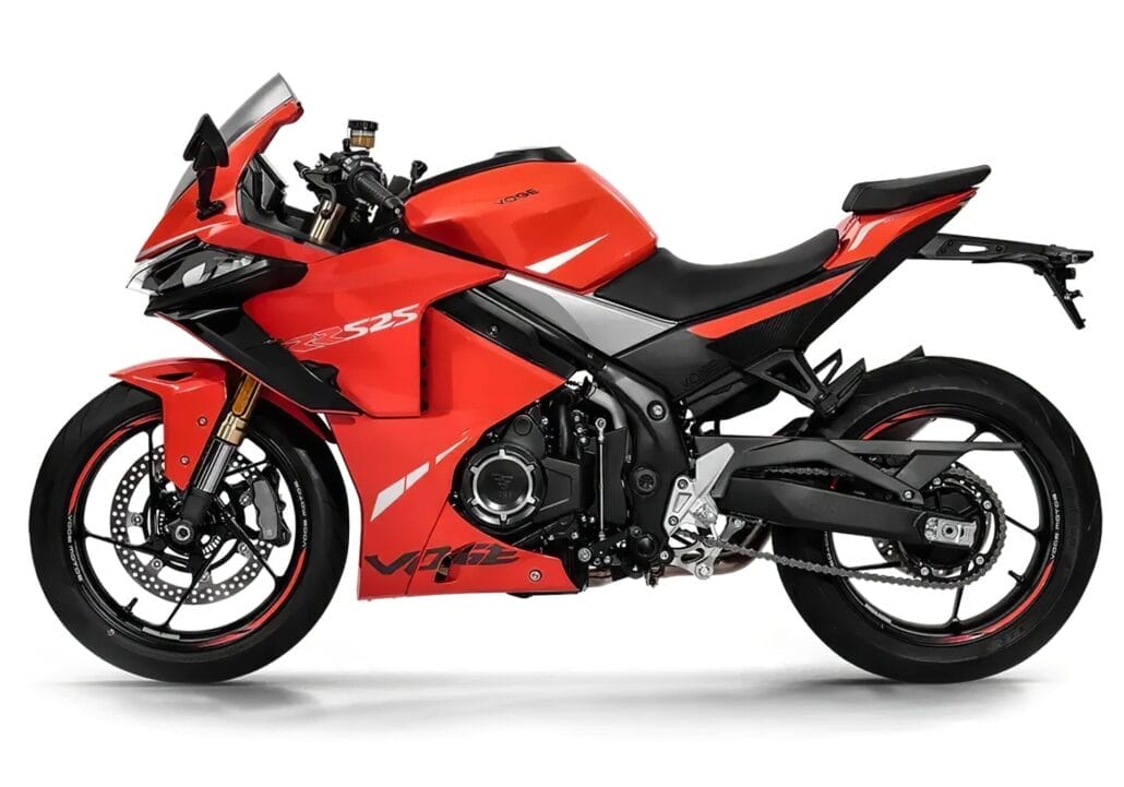 Sportlicher Mittelklasse-Neuzugang: Die neue Voge RR525 im Überblick 2 VOGE RR525 1 1