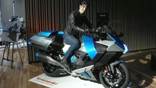 Kawasaki Hydrogen Motorrad (1)