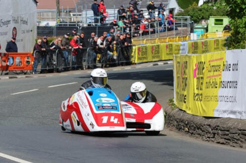 Sidecar TT Race 2 (2)