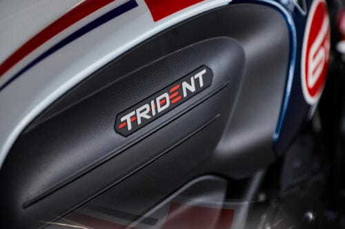Triumph Trident 660 Triple Tribute Edition - 2024 (10)